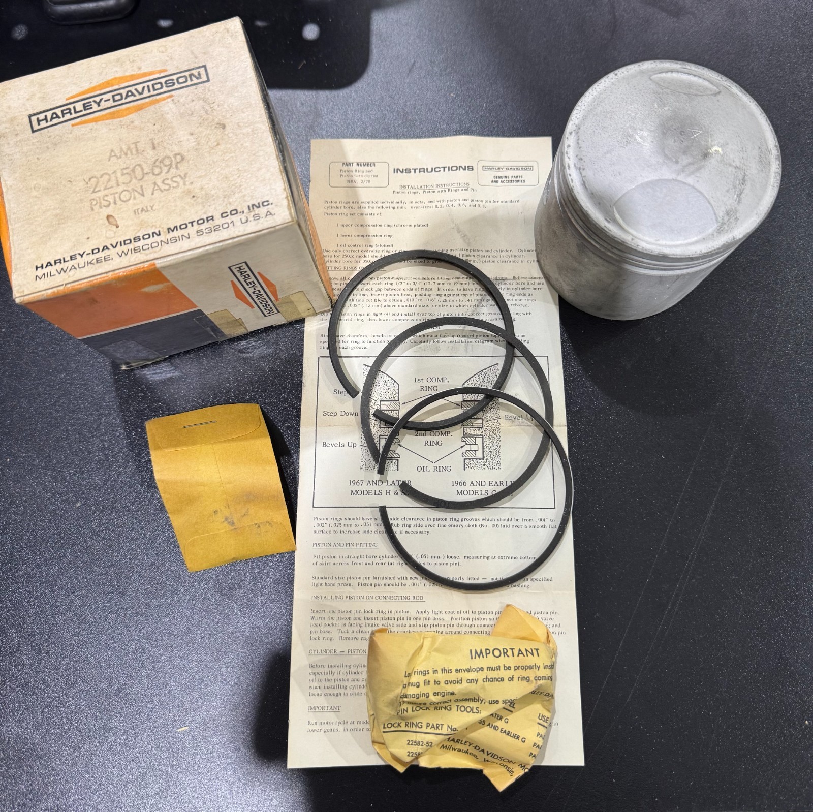 Harley Aermacchi 69-74 Sprint SS NOS Standard Piston Assembly 22150-69P set of 2