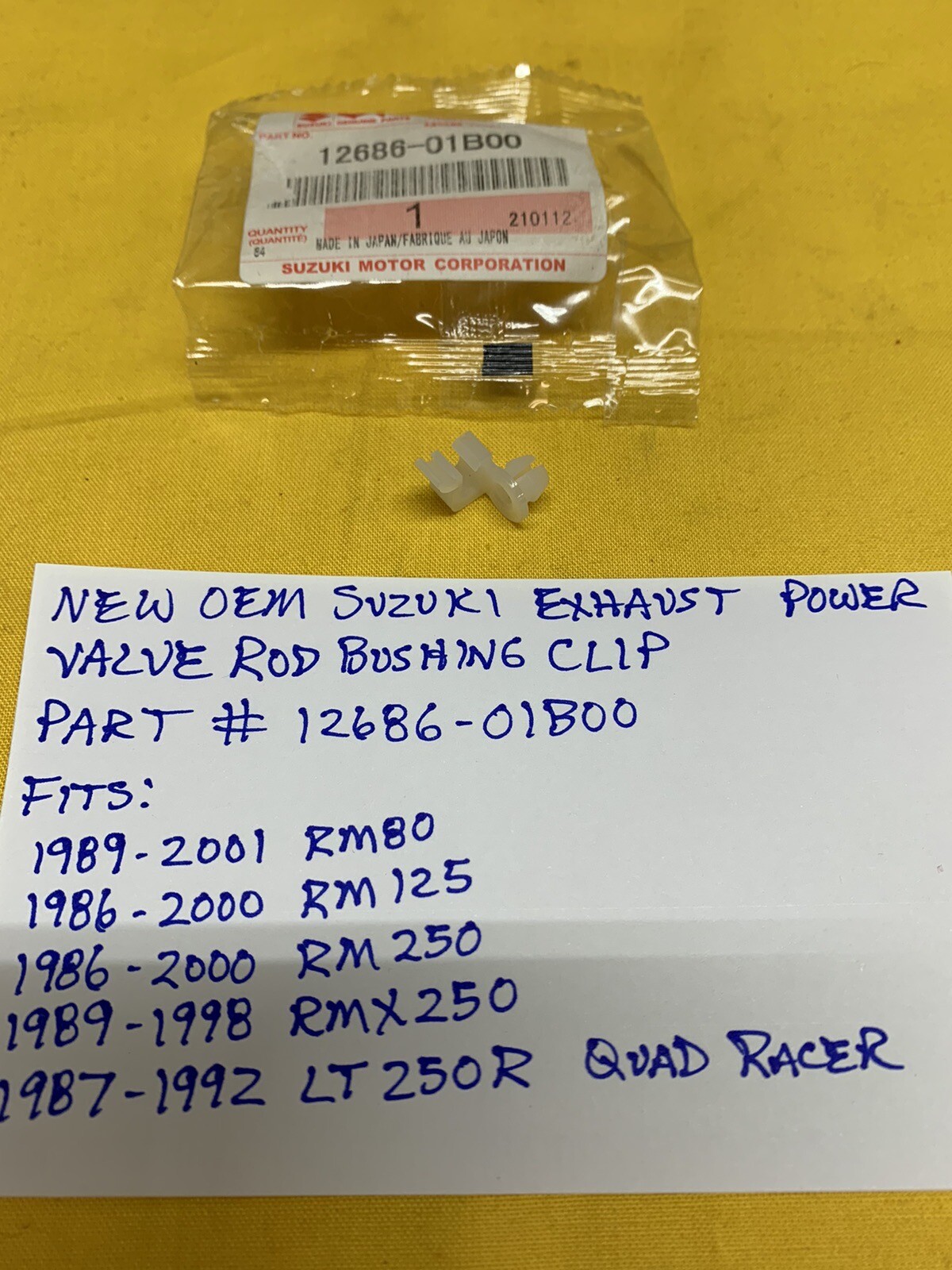 OEM SUZUKI Power Valve Rod Bushing Clip RM80/RM125/RM250 (12686-01B00) AHRMA OEM SUZUKI Power Valve Rod Bushing Clip RM80/RM125/RM250 (12686-01B00) AHRMA