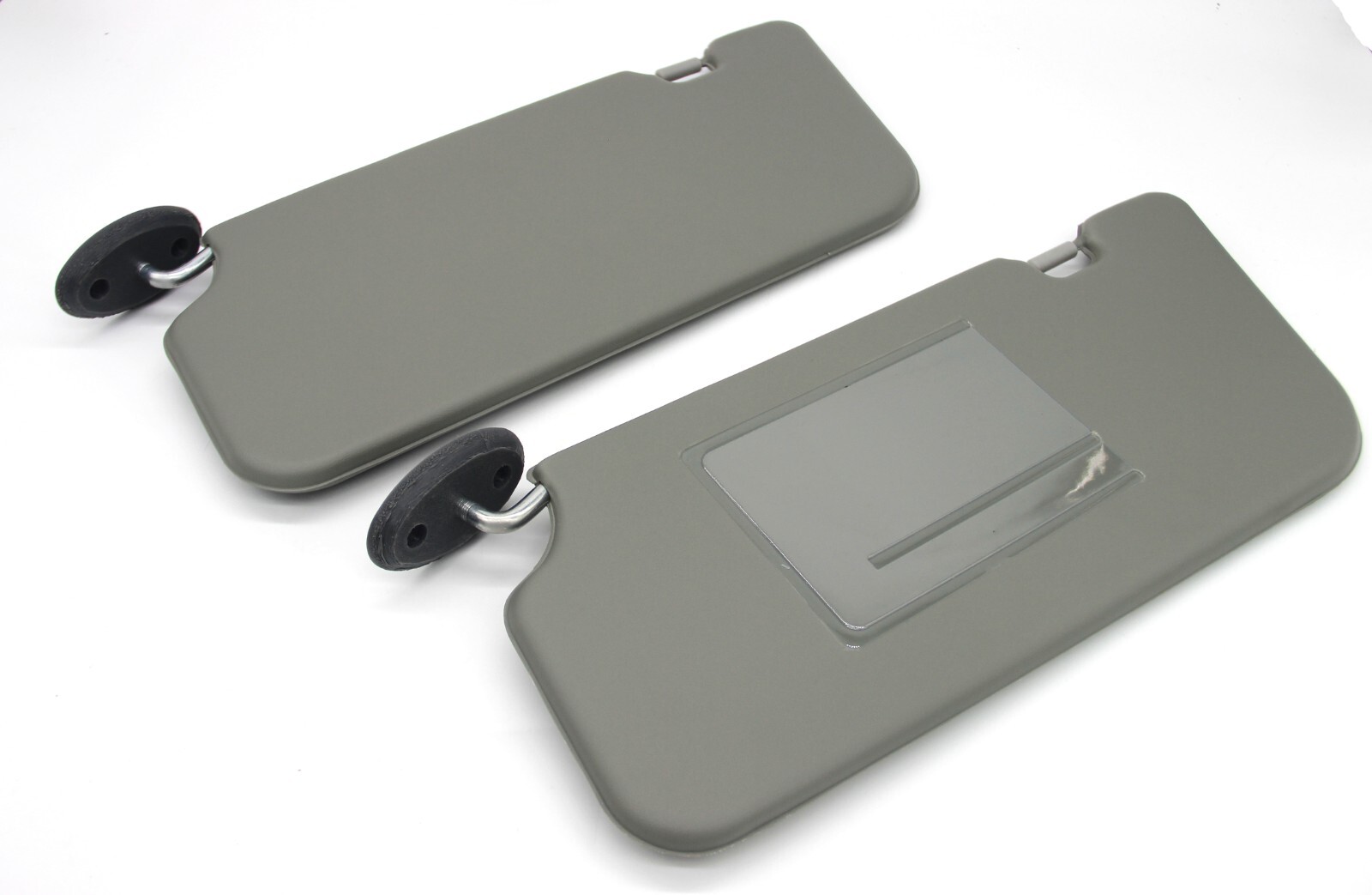 1999-2004 Suzuki Grand Vitara Chevy Tracker Sun Visor Set Of 2 Gray Vinyl LH RH 1999-2004 Suzuki Grand Vitara Chevy Tracker Sun Visor Set Of 2 Gray Vinyl LH RH