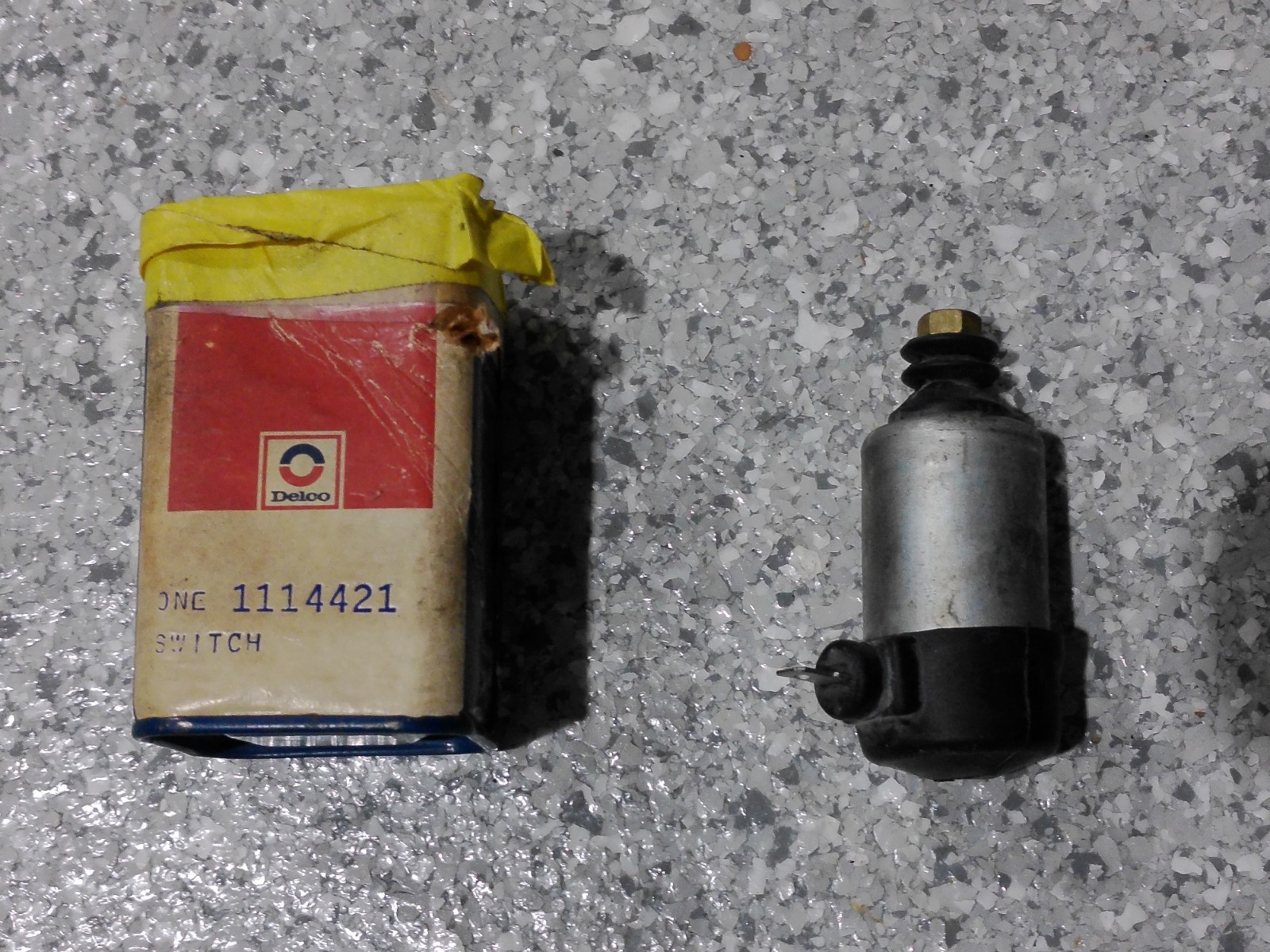 68-70 C3 Corvette Idle Stop Solenoid--GM #1114421--NOS 68-70 C3 Corvette Idle Stop Solenoid--GM #1114421--NOS