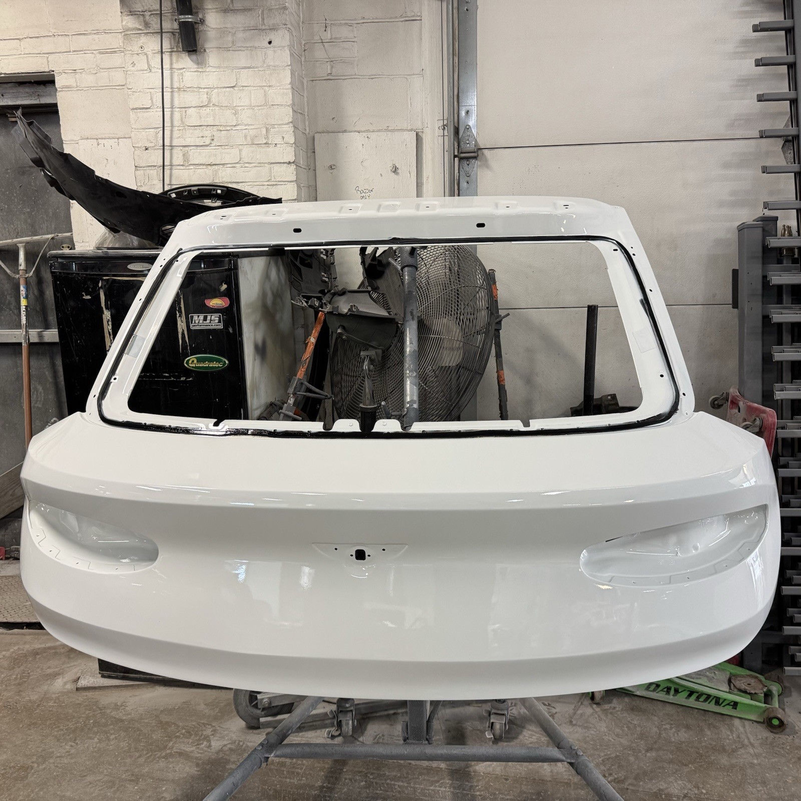 2020-2024 Bentley Bentayga Rear Tailgate Trunk Liftgate Shell OEM 2020-2024 Bentley Bentayga Rear Tailgate Trunk Liftgate Shell OEM
