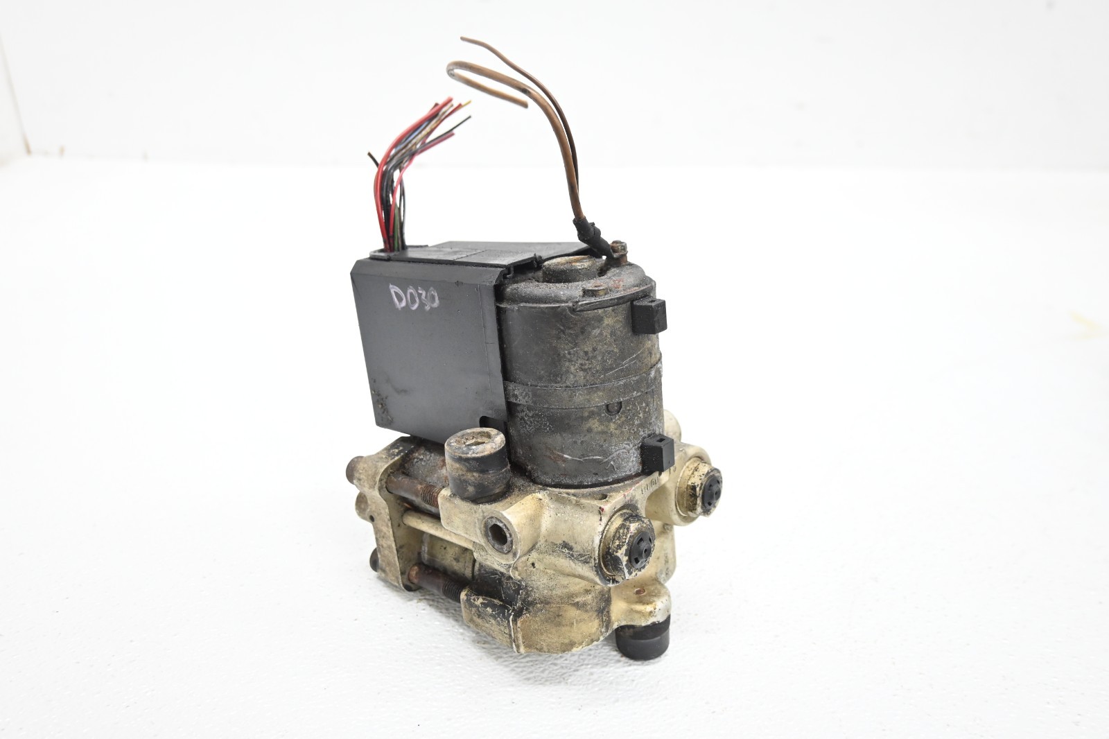 ⭐ 84-89 Bmw E24 6 Series Abs Anti Lock Brake Pump Control Module Hydro Unit Oem ⭐ 84-89 Bmw E24 6 Series Abs Anti Lock Brake Pump Control Module Hydro Unit Oem