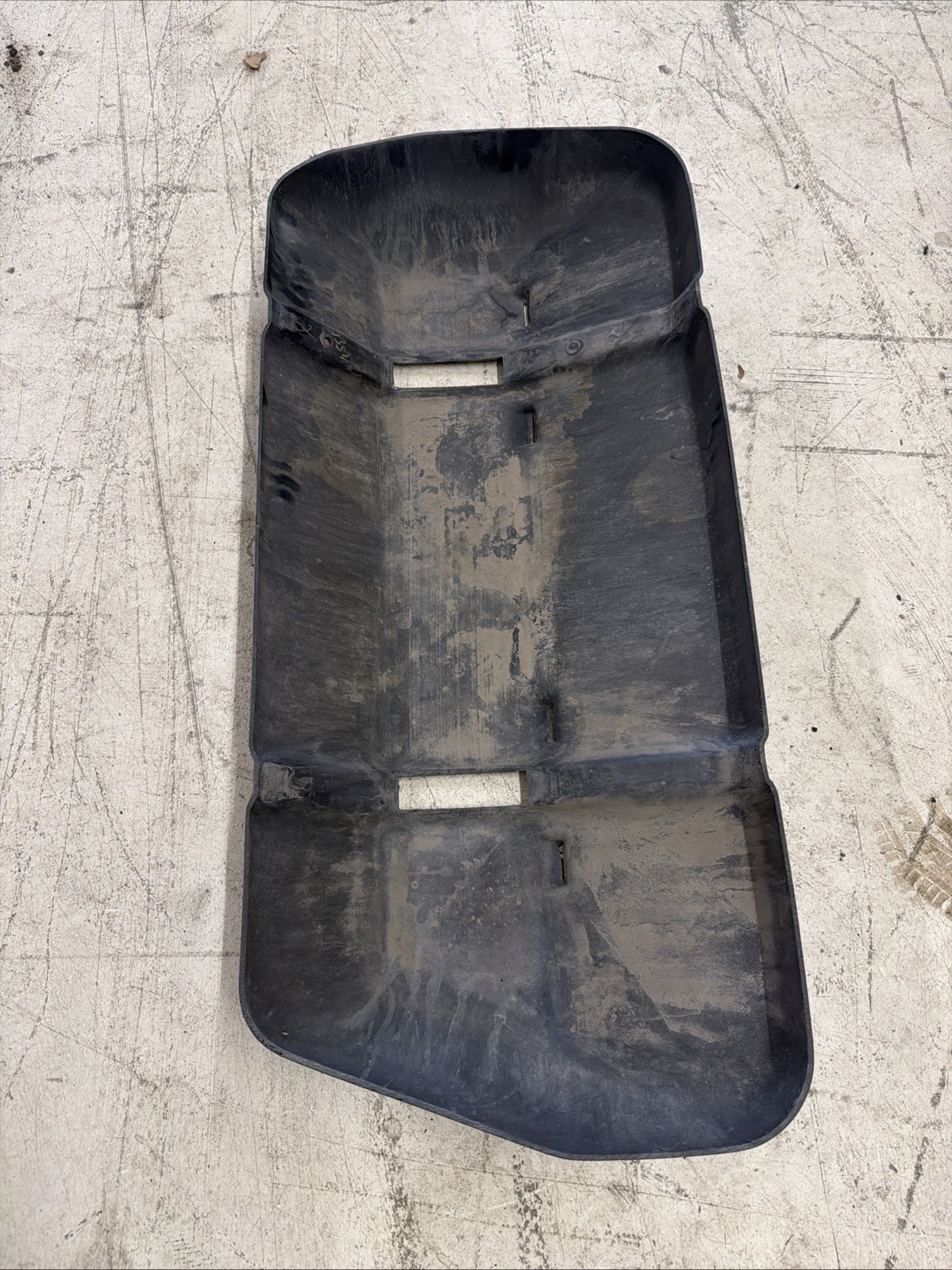94-04 Ford Mustang Fuel Gas Tank Plastic Protection Shield Cover 94-98 99-04 94-04 Ford Mustang Fuel Gas Tank Plastic Protection Shield Cover 94-98 99-04