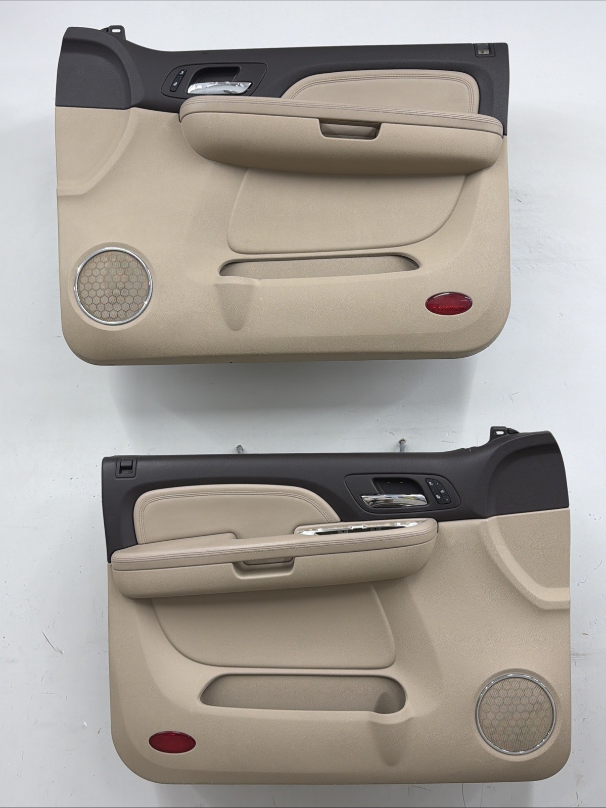 07-09 Cadillac Escalade Set Of Front Interior Power Door Panels OEM Tan/Brown