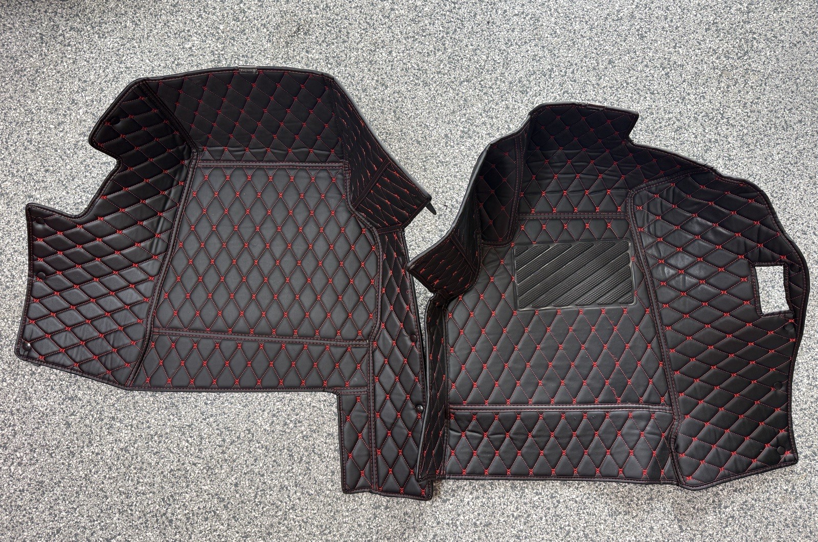 Ferrari 550 or 575M Maranello, Diamond Stitched Custom Floor Mats