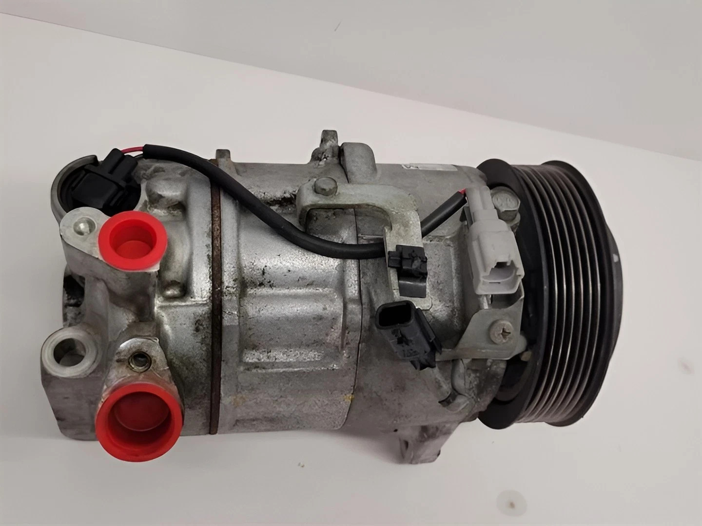 2016-2020 Nissan Maxima Air Conditioning AC Compressor Assembly OEM