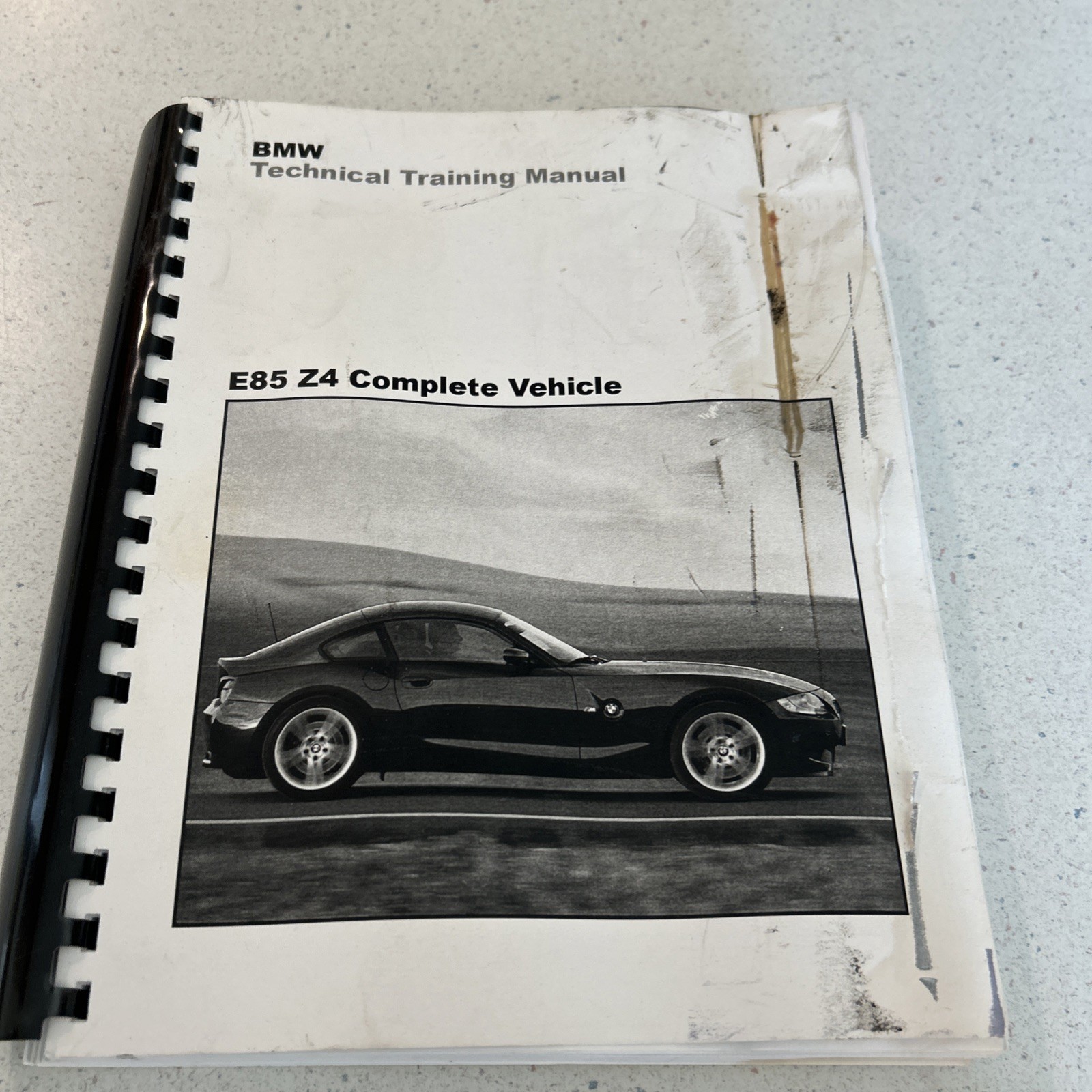 Bmw Technical Training Manual. E 85Z4 Complete Vehicle. Soft Bd. Bmw Technical Training Manual. E 85Z4 Complete Vehicle. Soft Bd.