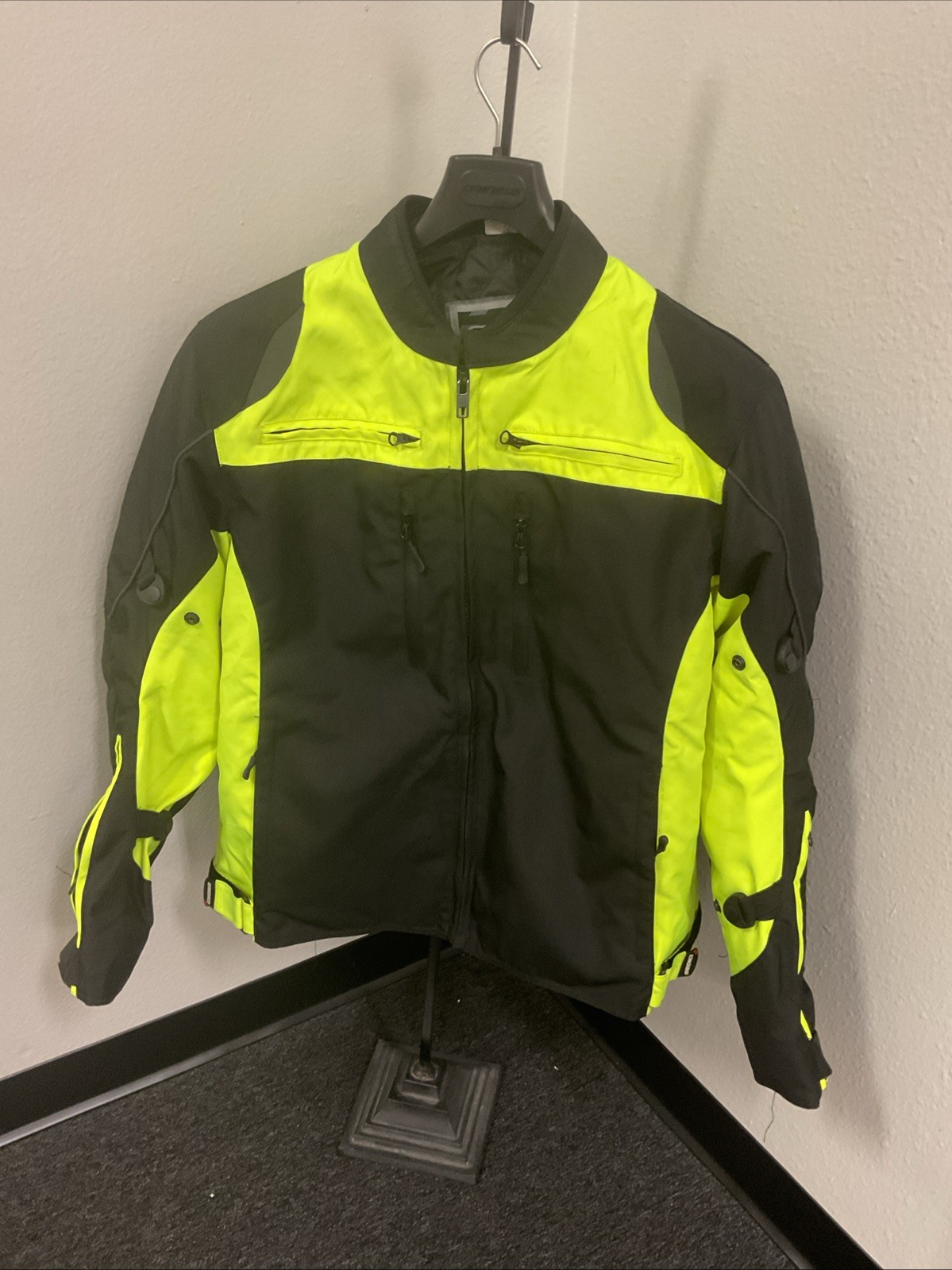 Sedici Matteo Waterproof Jacket Black/Flo Yellow | Size 2XL