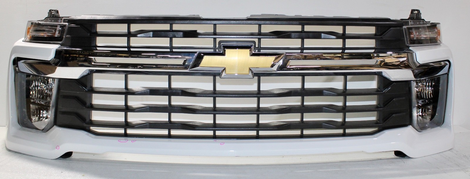 2024 CHEVY SILVERADO HD 2500 WT/LT UPPER FASCIA WITH GRILLE WITH BOTH HEADLIGHTS