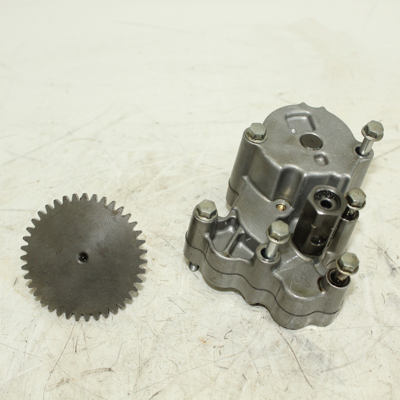 2001 Kawasaki Vulcan 1500 Engine Oil Pump 16082-1155