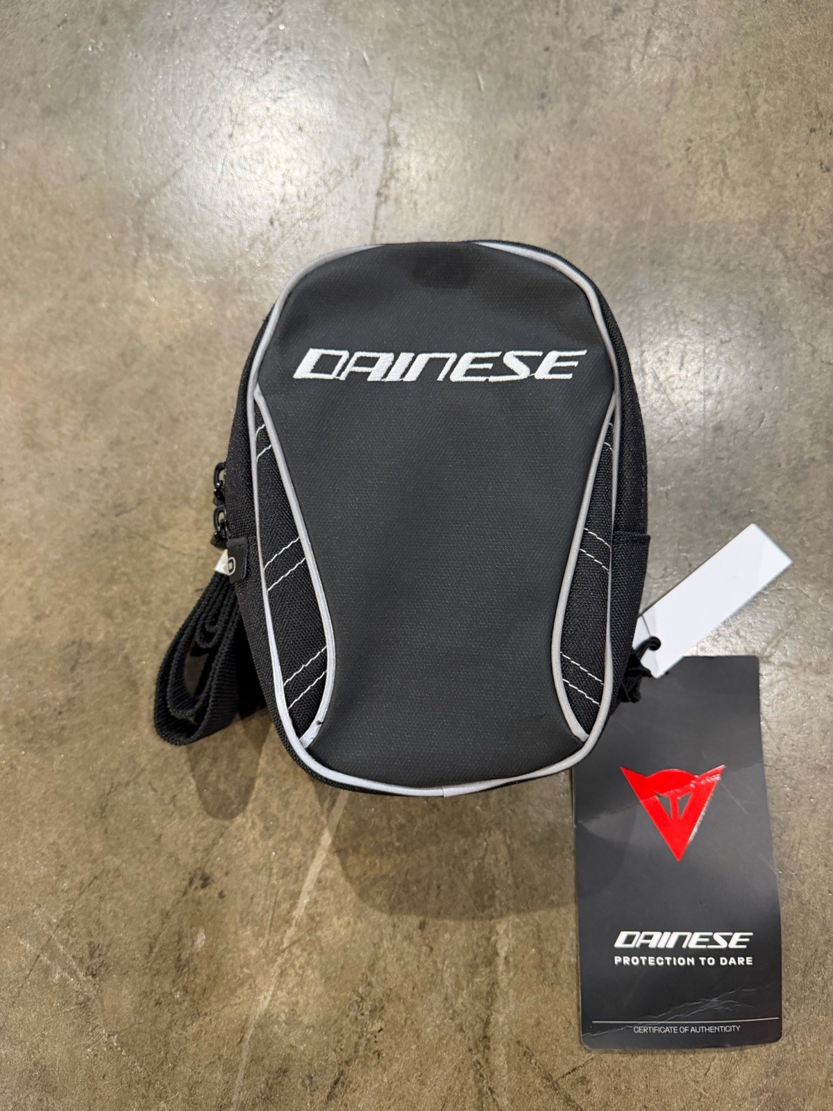 Dainese Leg Bag Black - Stealth Dainese Leg Bag Black - Stealth