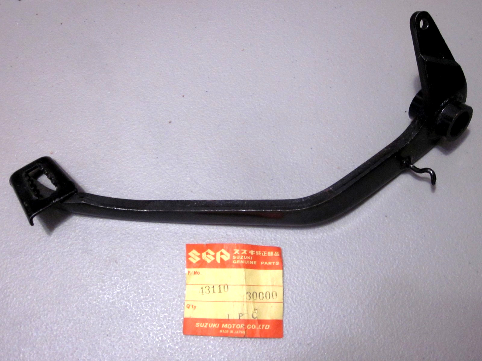 Suzuki OEM 43110-30000 Rear Brake Pedal TS250 Savage 1973-1976 73-76 Suzuki OEM 43110-30000 Rear Brake Pedal TS250 Savage 1973-1976 73-76