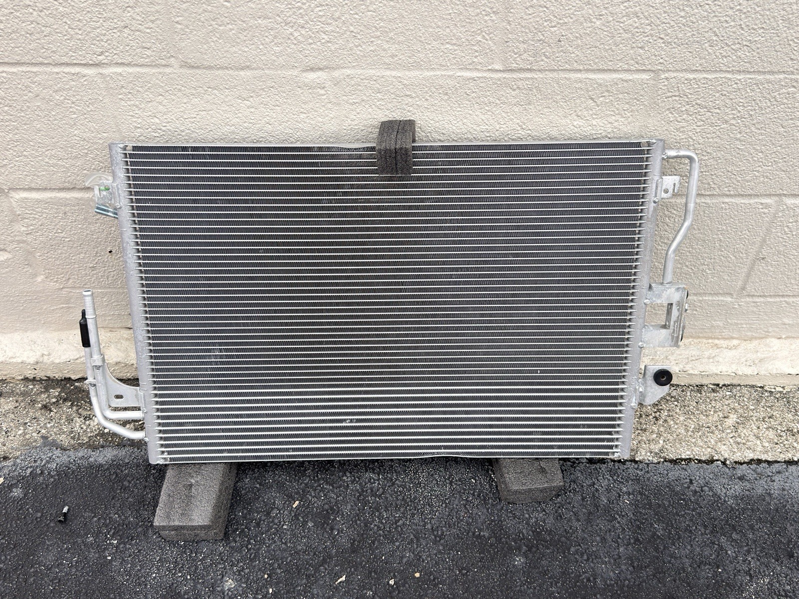 A/C Condenser for Ford Escape 2009–2012 – TruGrade 7-3782 – New Open Box A/C Condenser for Ford Escape 2009–2012 – TruGrade 7-3782 – New Open Box
