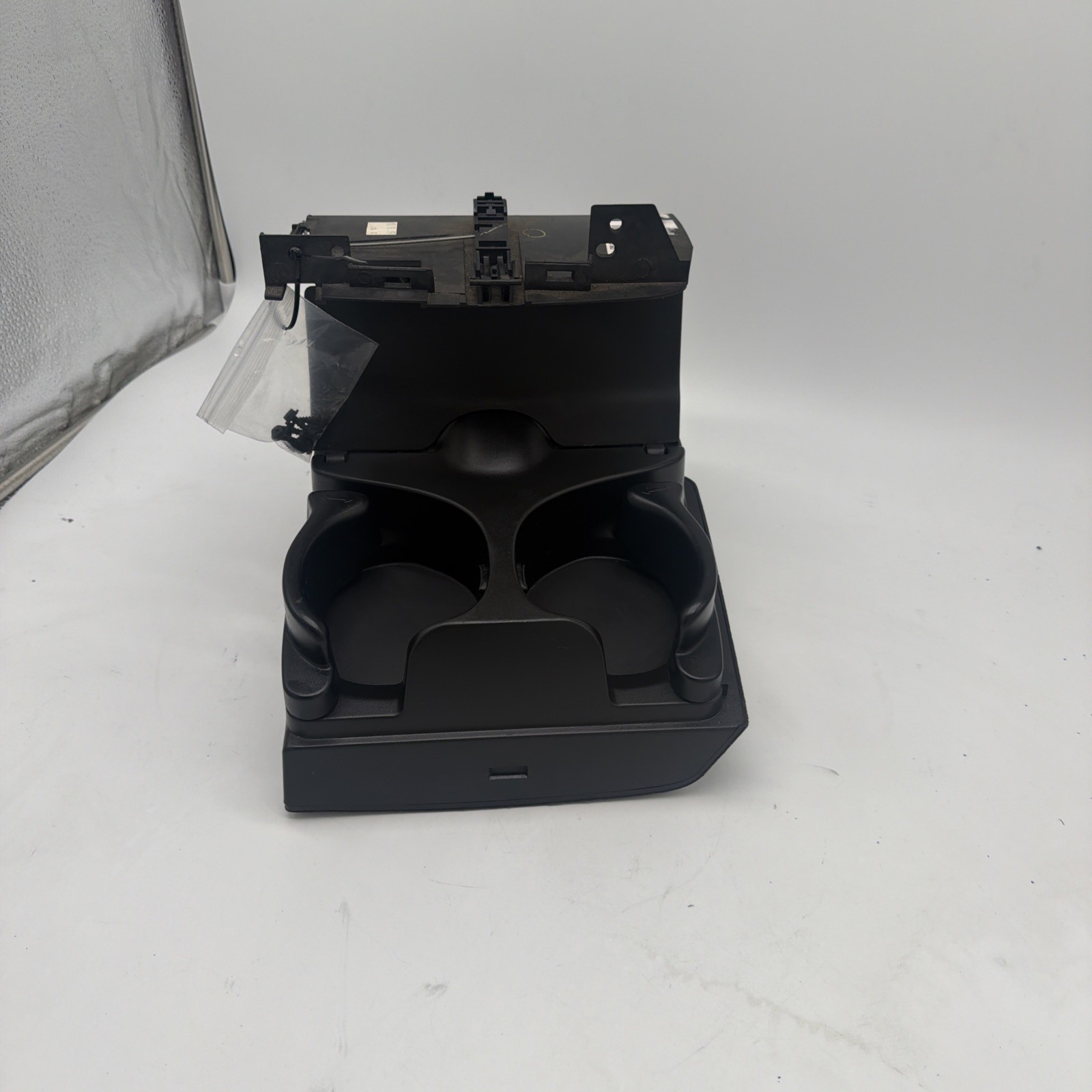2002-2005 Dodge Ram 1500 2500 Double Cup Holder Black Cupholder OEM 5GT151 2002-2005 Dodge Ram 1500 2500 Double Cup Holder Black Cupholder OEM 5GT151