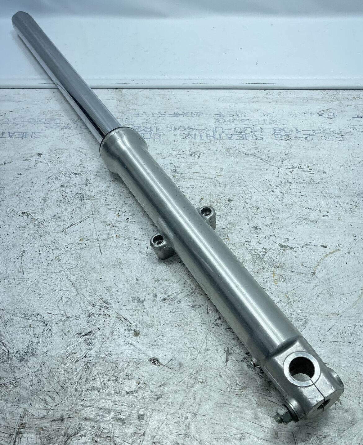 HARLEY FXR DYNA SPORTSTER 39MM RIGHT SIDE FORK TUBE LEG COMPLETE 45900-88