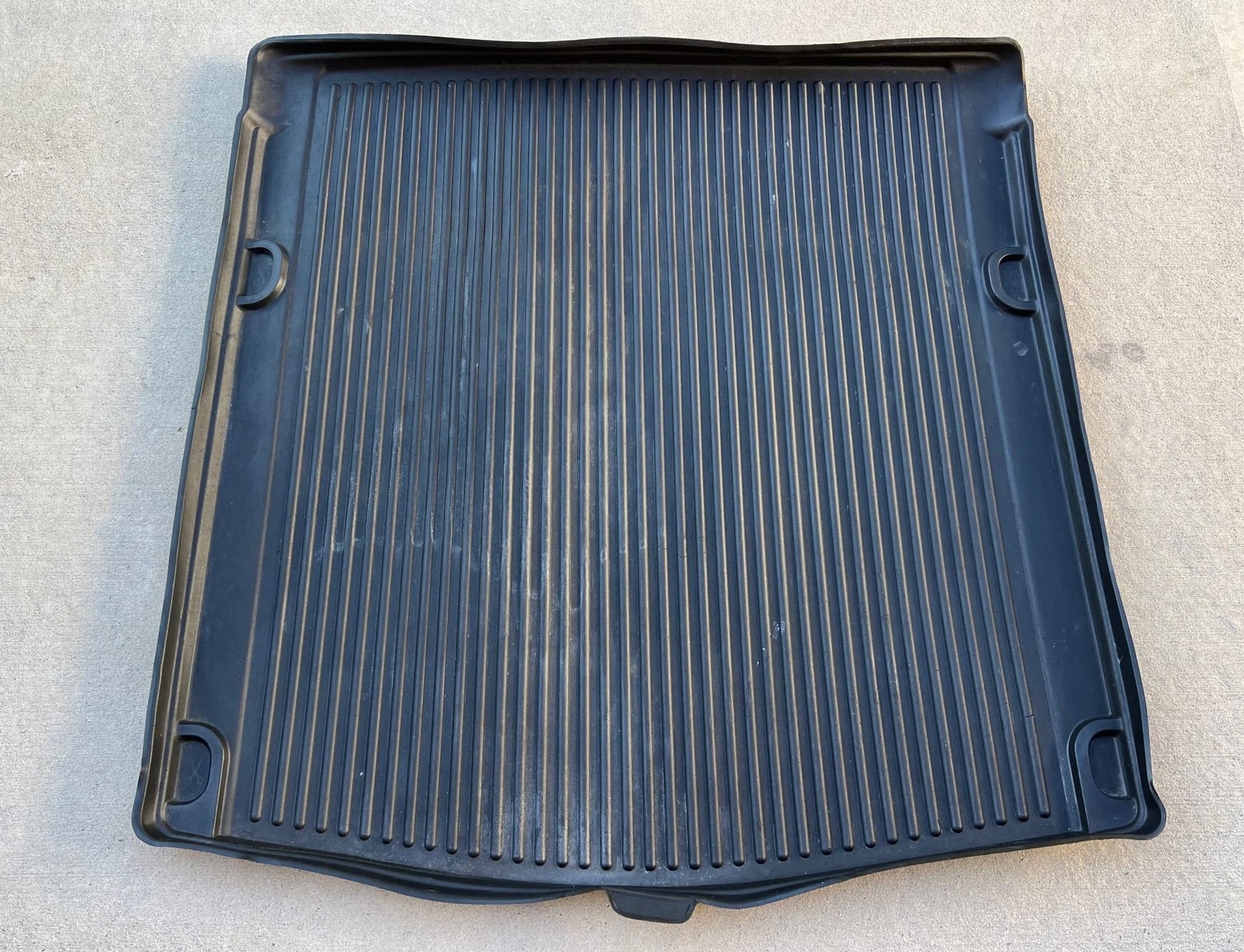 2008-2017 Audi A5 Cargo Liner Black OEM 8K5061180 2008-2017 Audi A5 Cargo Liner Black OEM 8K5061180