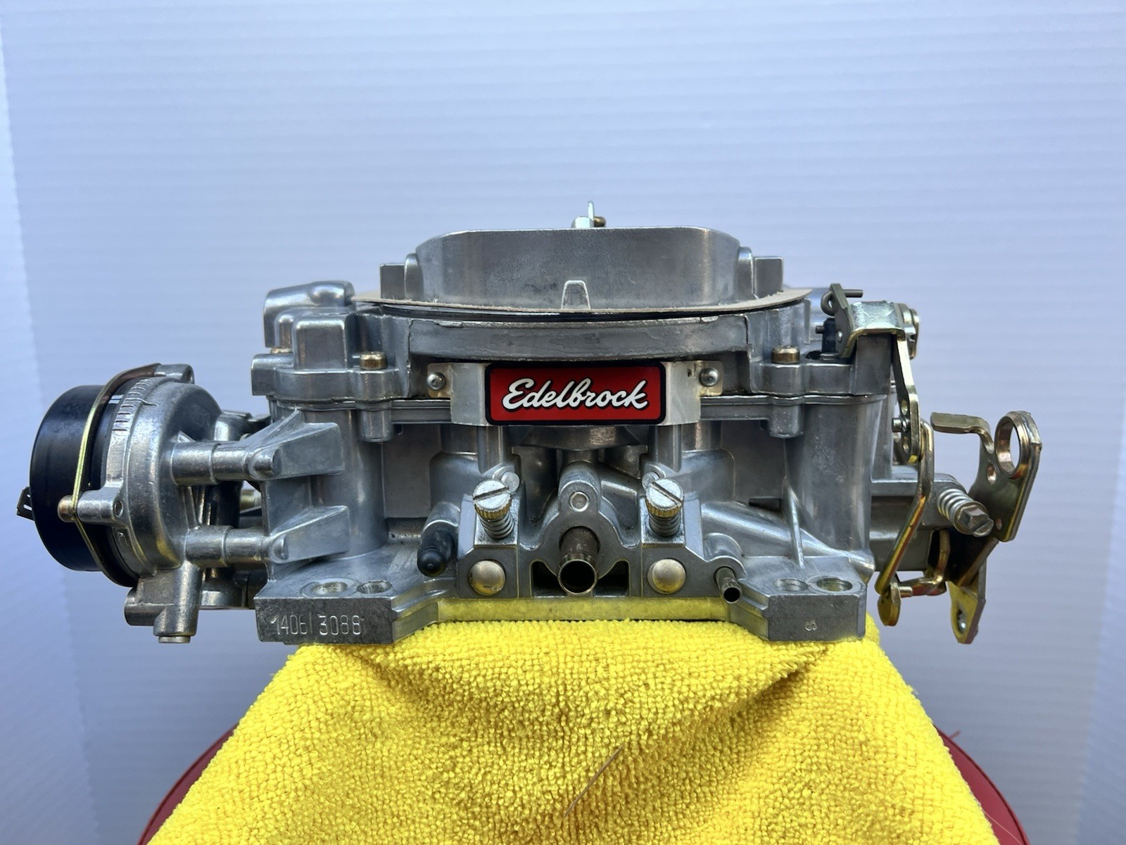 REBUILT EDELBROCK 1406 PERFORMER SERIES CARBURETOR 600 CFM - MADE IN U.S.A. REBUILT EDELBROCK 1406 PERFORMER SERIES CARBURETOR 600 CFM - MADE IN U.S.A.