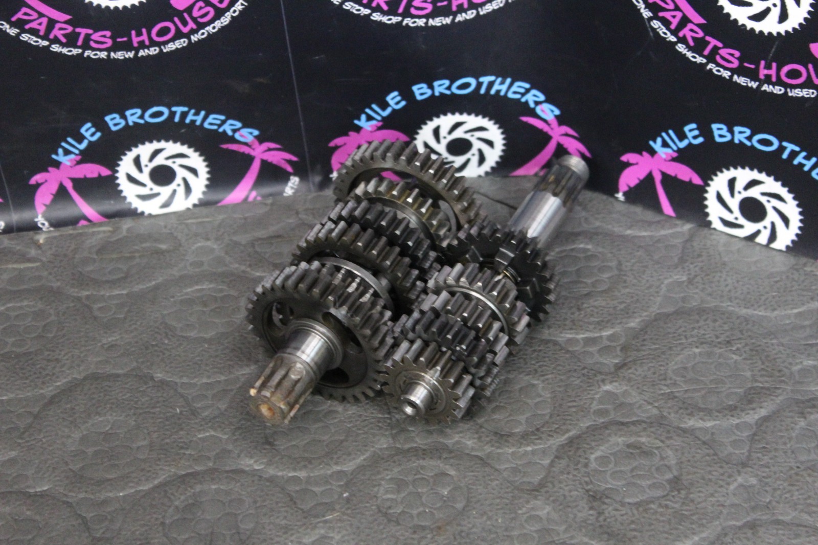 2006 Kawasaki KX100 OEM ENGINE TRANSMISSION TRANNY ASSEMBLY GEARS SHAFT * GOOD *