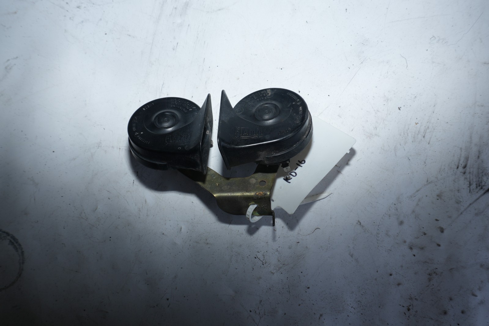 99-04 Ford Mustang Horn Assembly High Low Tone Horn GT V6 KD