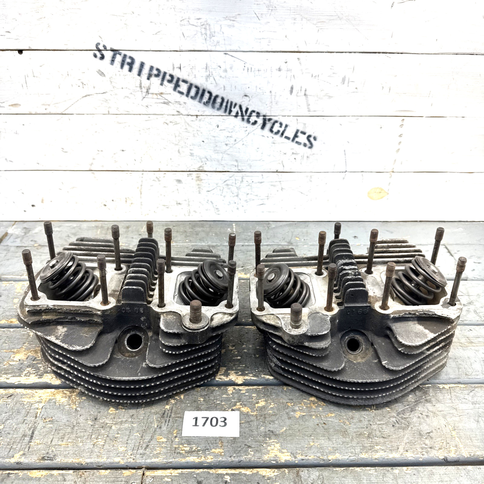 Harley Shovelhead Cylinder Heads Vintage Chopper OEM   -66 Short Reach Heads