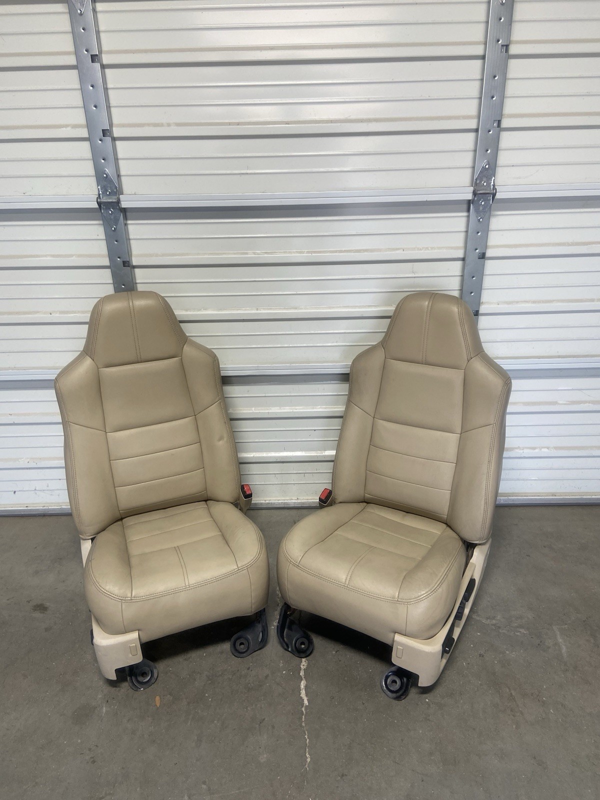 1999-2010 FORD F250 F350 F450 SUPER DUTY FRONT SEATS TAN LEATHER 1999-2010 FORD F250 F350 F450 SUPER DUTY FRONT SEATS TAN LEATHER