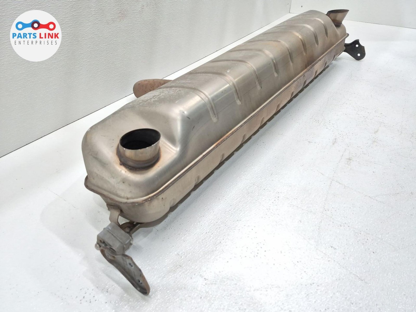 2020-23 LAND ROVER DEFENDER 110 REAR EXHAUST MUFFLER BAFFLE PIPE TUBE 3.0L L663