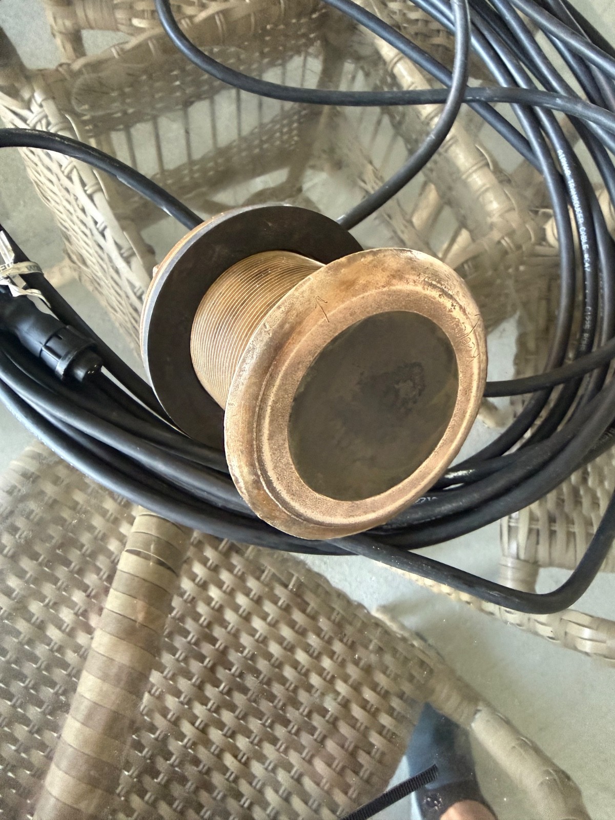 Airmar B60 20 Deg 50200KHZ Black 5Pin Thru Hull Transducer 0101098200 G2U Airmar B60 20 Deg 50200KHZ Black 5Pin Thru Hull Transducer 0101098200 G2U