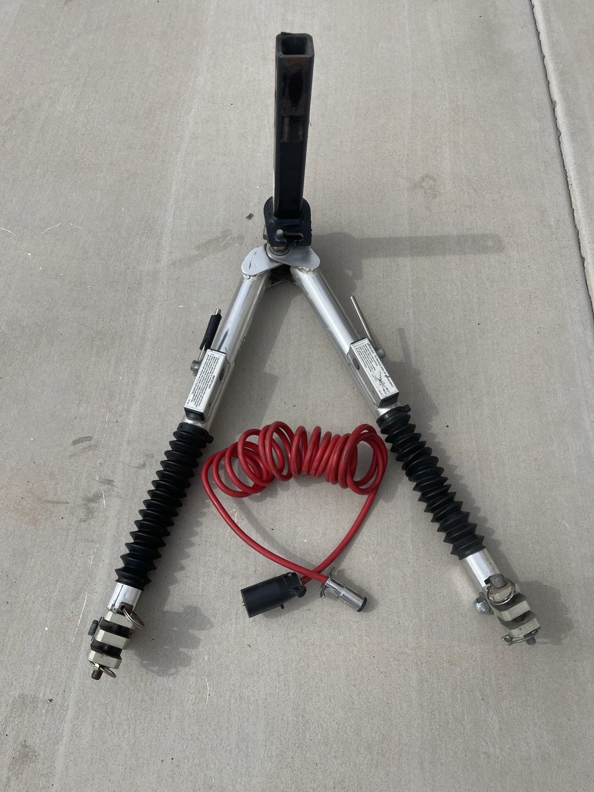 Blue Ox BX4325 Aladdin Tow Bar 7,500lb - Coiled 7 Way to 6 Way Cable Included
