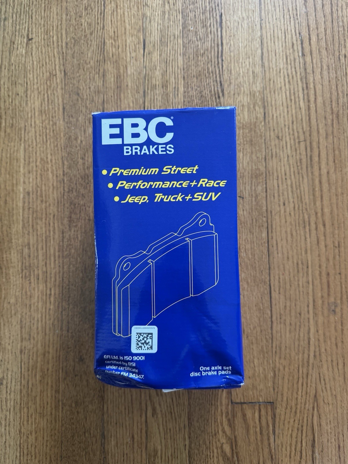 BMW EBC Redstuff Front Brake Pad Set - EBC Brakes DP32304C Brand New