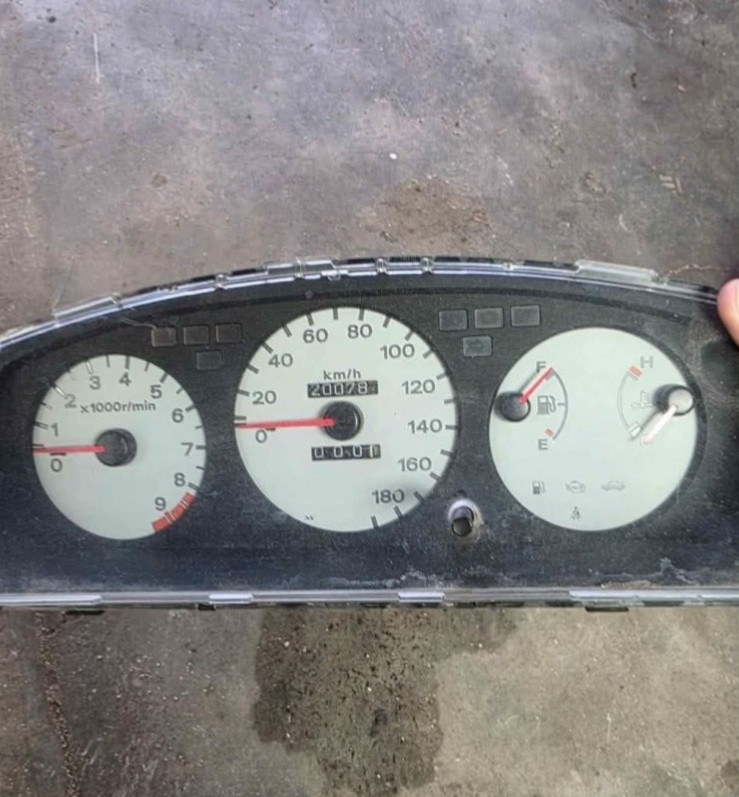 Used 92-95 Honda Civic JDM EG6 SiR Gauge Cluster White Face 2 door HB Manual MT Used 92-95 Honda Civic JDM EG6 SiR Gauge Cluster White Face 2 door HB Manual MT