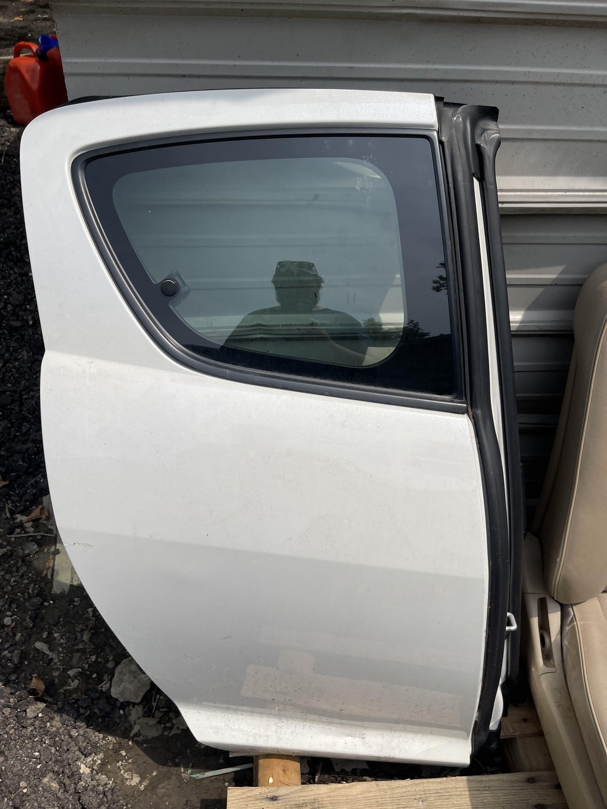 04-11 Mazda RX8 Rear Passenger Door Assembly Tested Oem White