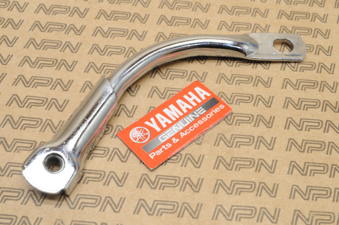 NOS Yamaha AT1 AT2 AT3 CT1 CT2 CT3 Front Fender Stay Bracket 248-21513-00 NOS Yamaha AT1 AT2 AT3 CT1 CT2 CT3 Front Fender Stay Bracket 248-21513-00