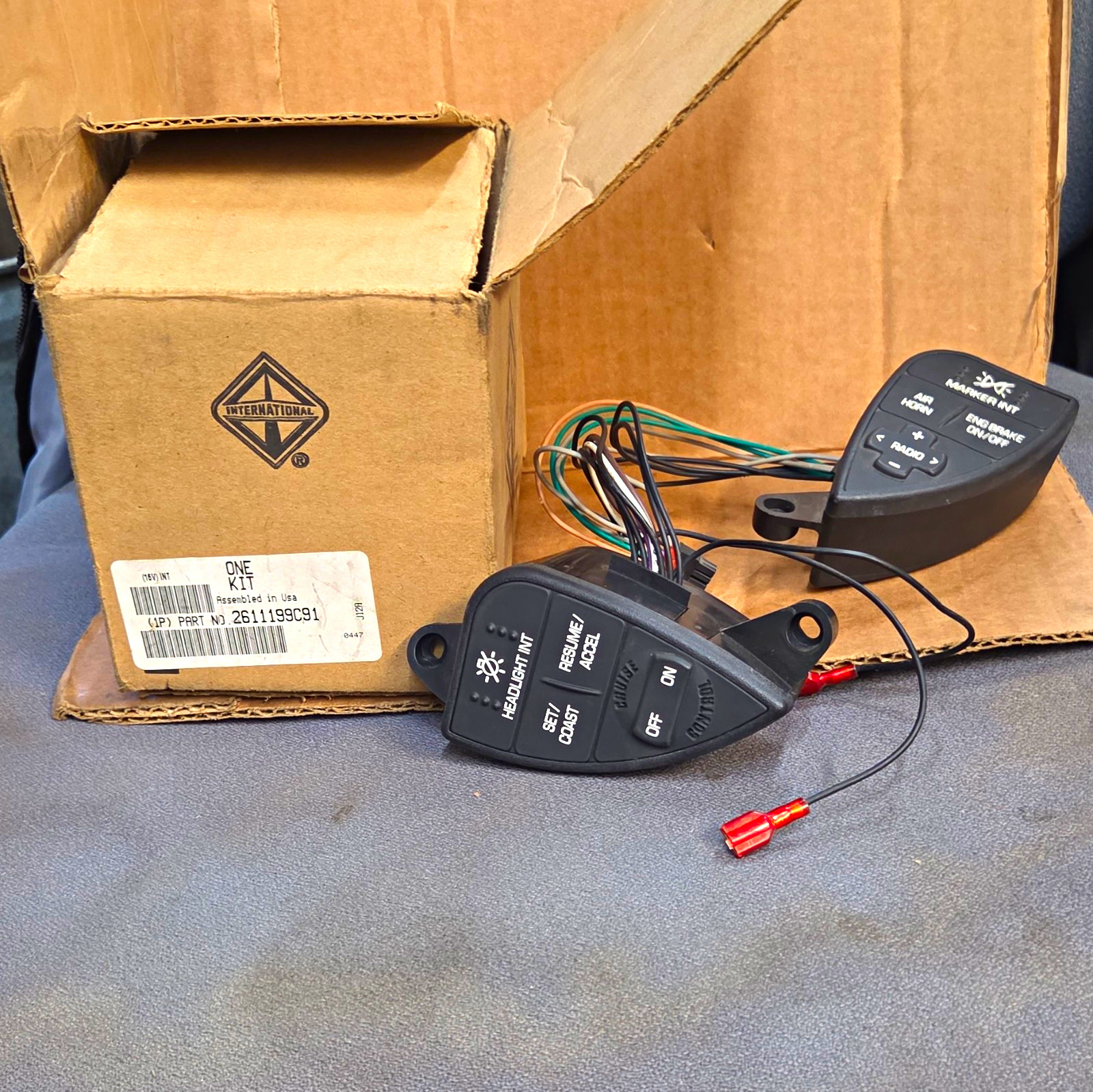 International ProStar PN: 2611199C91 Steering Wheel Switches New, Old Stock. International ProStar PN: 2611199C91 Steering Wheel Switches New, Old Stock.