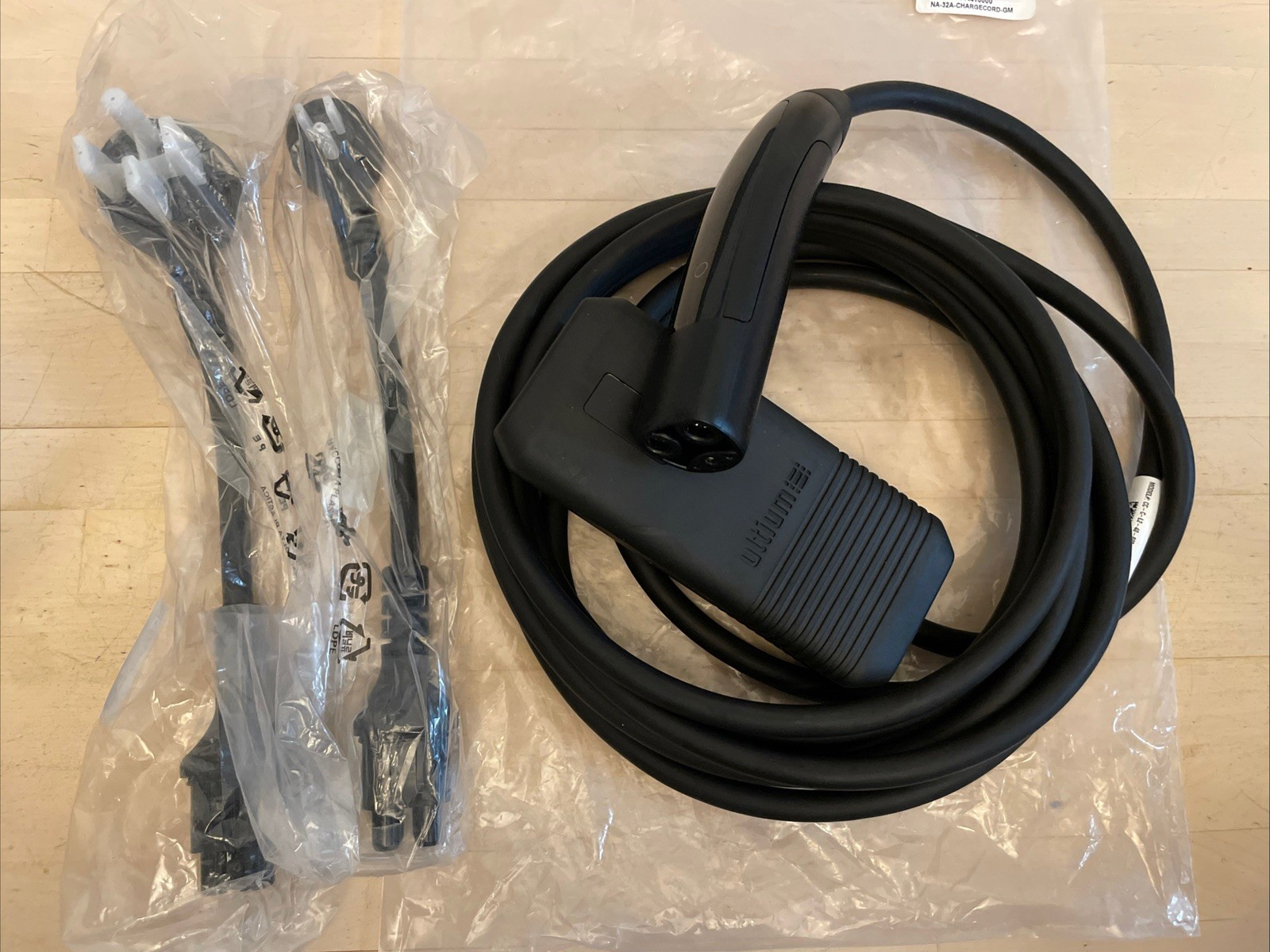 2026 2027 Cadillac Optiq V NACS charger dual level Charge cord 240v 120V 32 Amp 2026 2027 Cadillac Optiq V NACS charger dual level Charge cord 240v 120V 32 Amp