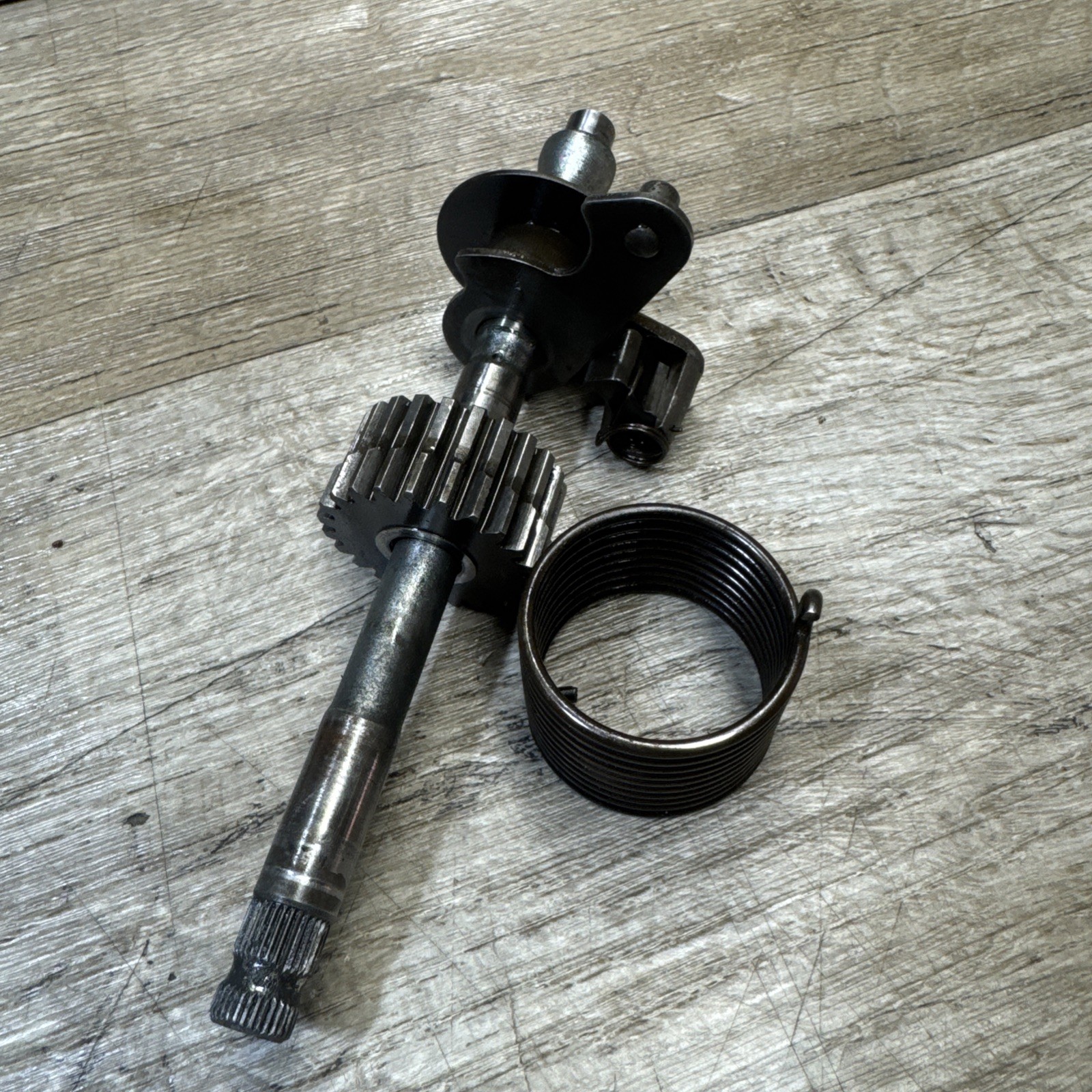 1966-68 HONDA CT 90 OEM KICK STARTER SHAFT W/SPRING MISC...... 1966-68 HONDA CT 90 OEM KICK STARTER SHAFT W/SPRING MISC......