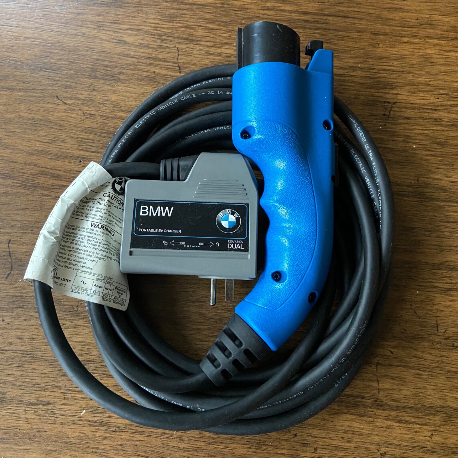 BMW EV charger i3 i8 X3 X5 330e 530e plugin Hybrid PHEV charging cable OEM -Read BMW EV charger i3 i8 X3 X5 330e 530e plugin Hybrid PHEV charging cable OEM -Read