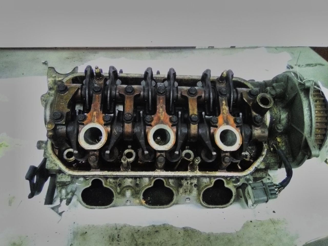 91-95 Acura Legend Driver Left Cylinder Head 3.2 Liter Sedan 4 Door Excluding GS