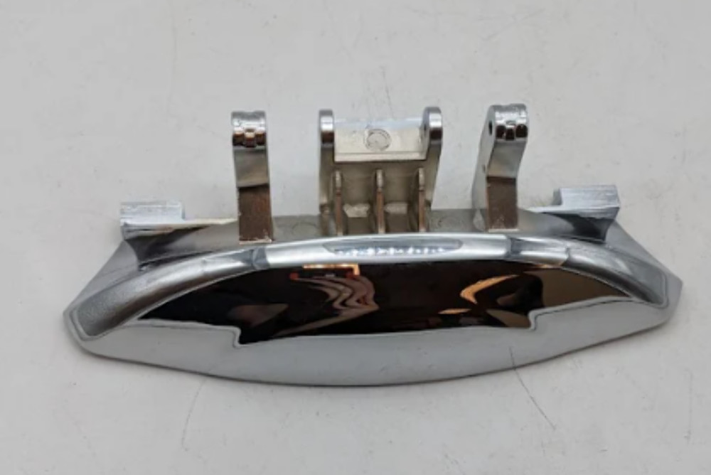 99-08 Kawasaki Vulcan 1500 1600 Nomad Side Bag Handle 46003-1505