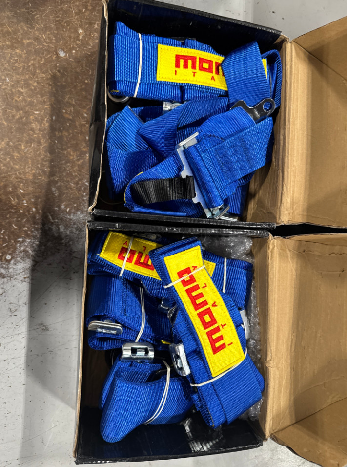 MOMO Blue 4 Point Seat Belt 3 Inch Quick Release Snap On Harness