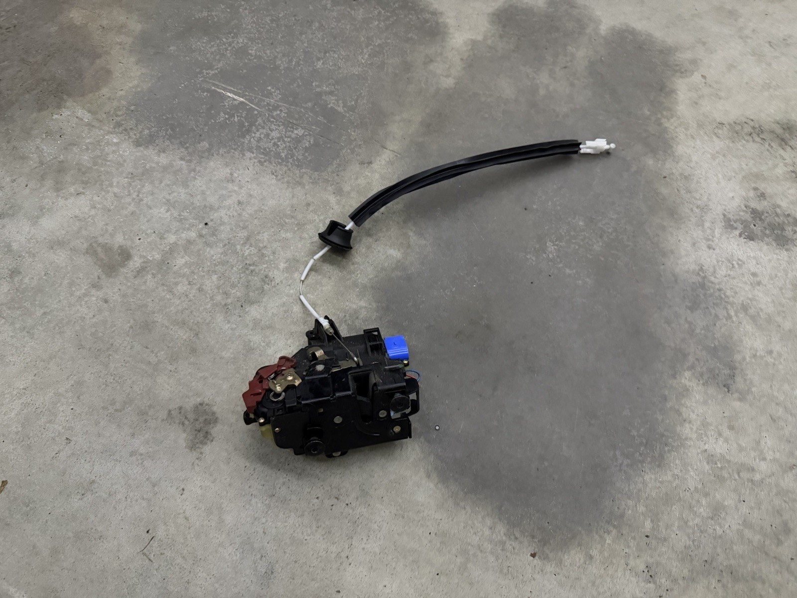 2005-2012 Porsche 911 997 Boxster Cayman 987 Door Latch Left Lock Actuator 2005-2012 Porsche 911 997 Boxster Cayman 987 Door Latch Left Lock Actuator