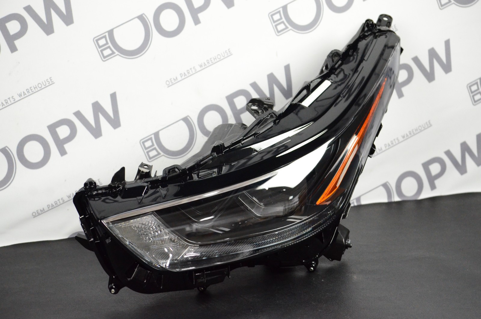 Perfect 2021-2025 Toyota Highlander LED Headlight w/o AFS Black Driver LH OEM