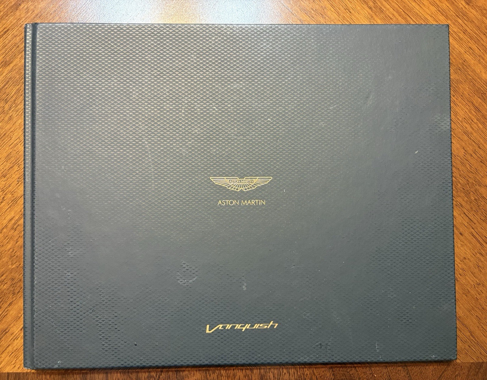 ASTON MARTIN VANQUISH Coupe Brochure - Made In The UK ASTON MARTIN VANQUISH Coupe Brochure - Made In The UK