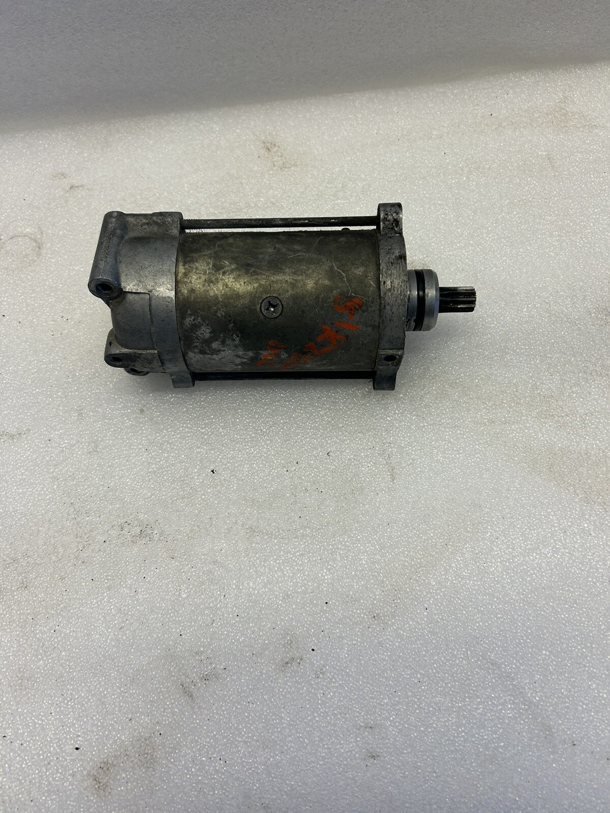 81-83 kawasaki kz1100 Kz 1100 J starter motor TESTED GUARANTEED kz Kz 1100p Ltd 81-83 kawasaki kz1100 Kz 1100 J starter motor TESTED GUARANTEED kz Kz 1100p Ltd