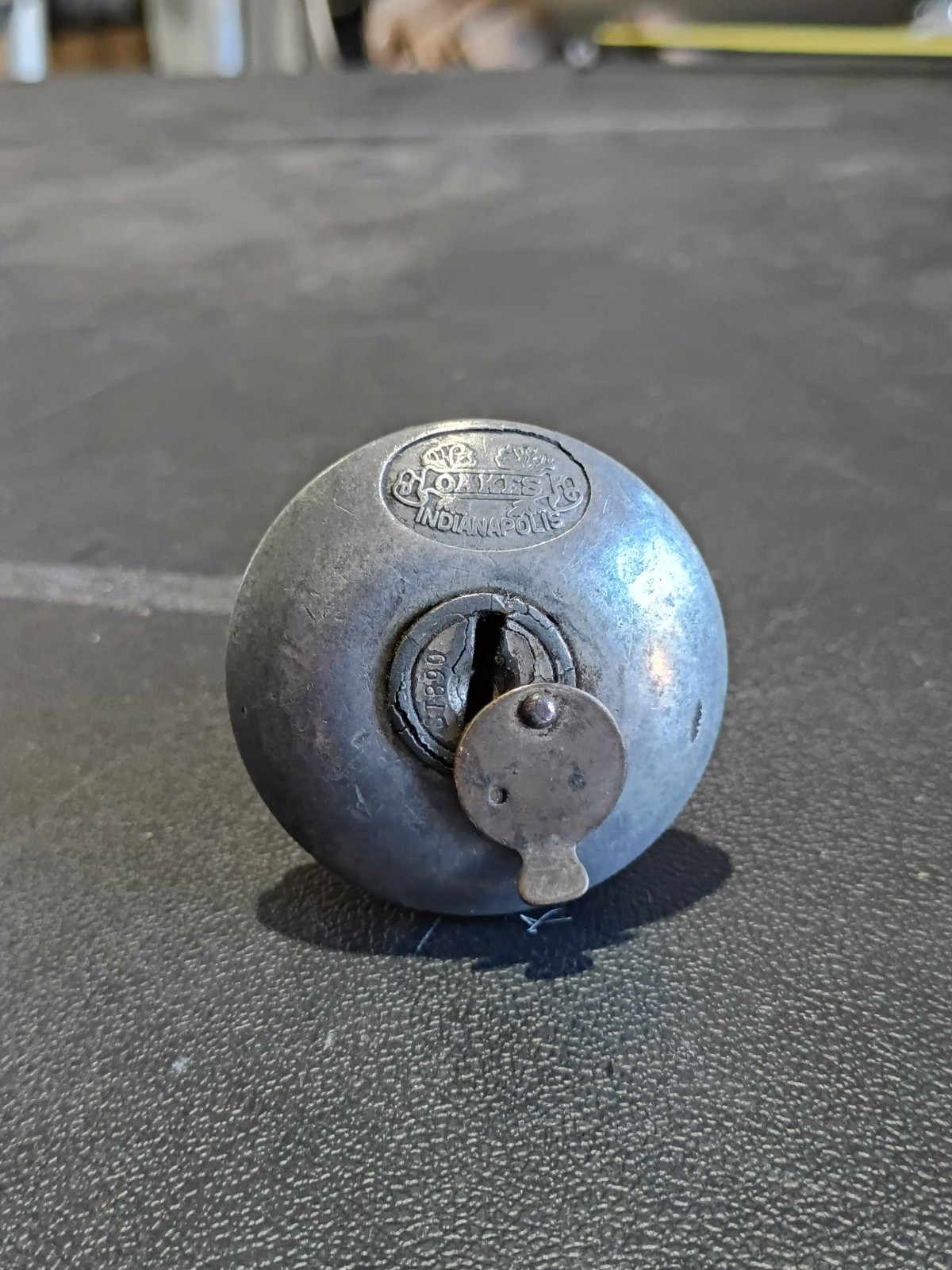 1920s 1930s Oakes SPARE TIRE LOCK vtg accessory- Missing Keys 1920s 1930s Oakes SPARE TIRE LOCK vtg accessory- Missing Keys