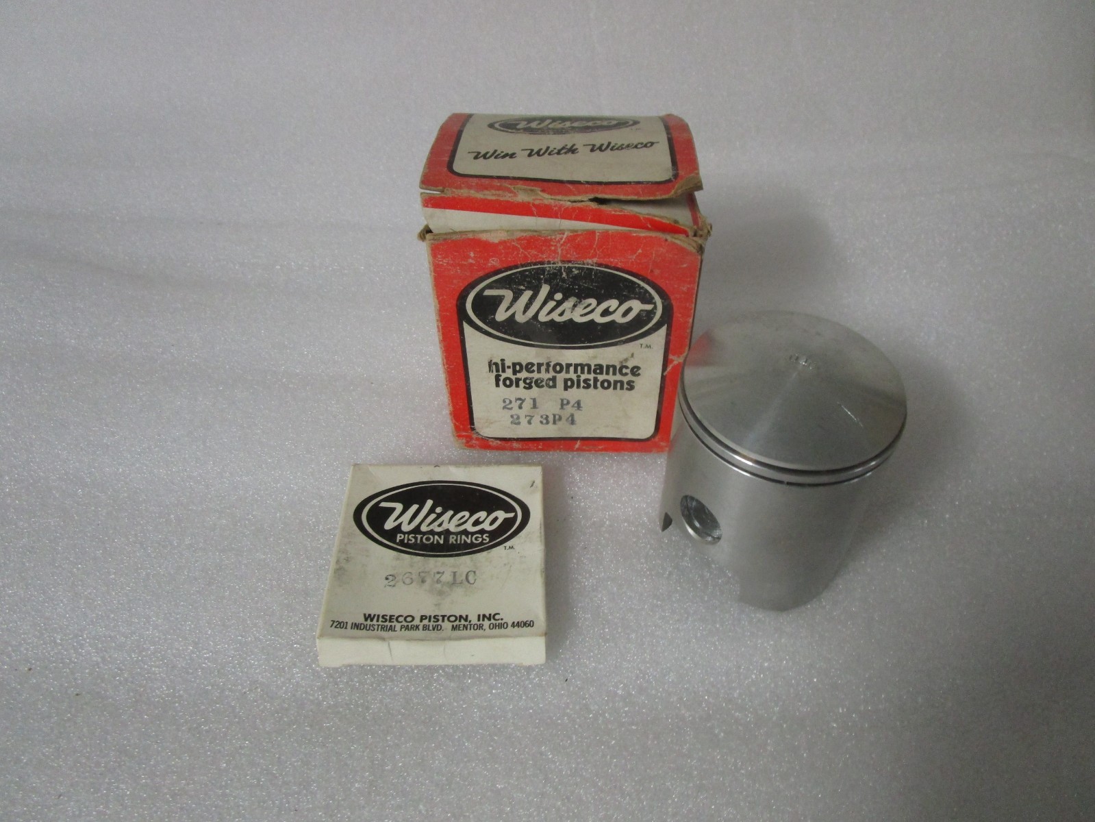 1973-1980 Maico 250 Wiseco Piston Assembly 0.040mm O/S 1973-1980 Maico 250 Wiseco Piston Assembly 0.040mm O/S