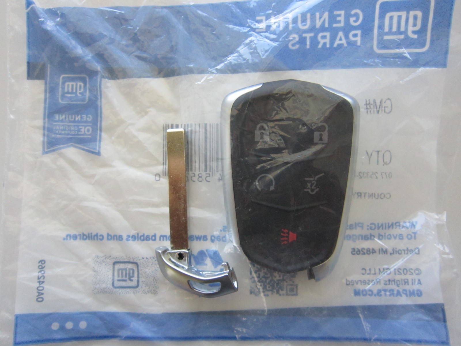 NEW OEM 2017-2019 CADILLAC XT5 KEYLESS REMOTE SMART KEY FOB 13544041 434Mhz