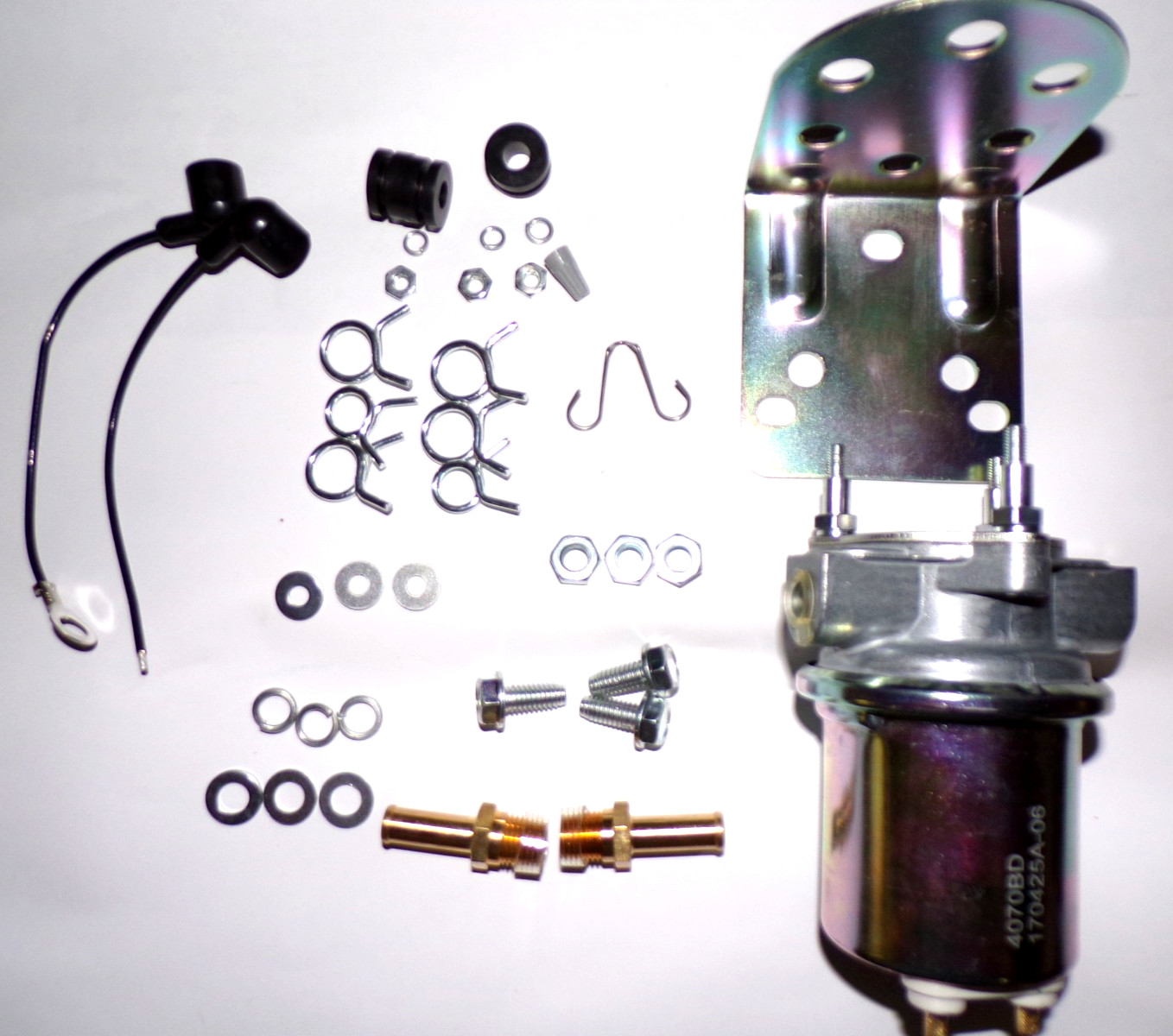 U2541854 Universal Electric Fuel Pump Kit Carquest 12Volt 4-6 P.S.I. 72 GPH U2541854 Universal Electric Fuel Pump Kit Carquest 12Volt 4-6 P.S.I. 72 GPH