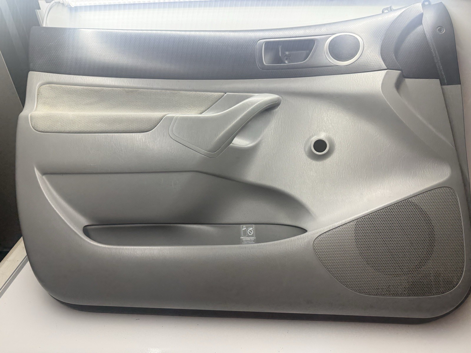 05-15 Tacoma Single Cab Left Driver Side Door Panel Armrest Black Gray Manual 05-15 Tacoma Single Cab Left Driver Side Door Panel Armrest Black Gray Manual