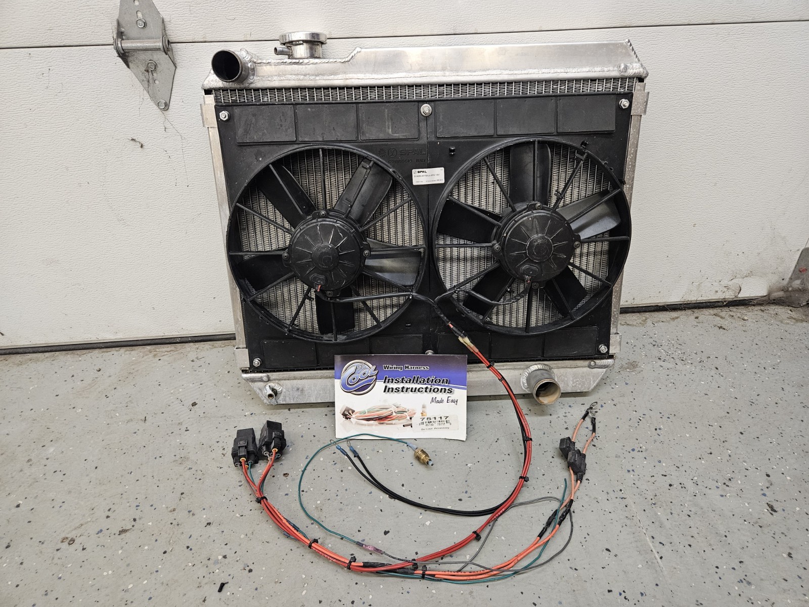 Be Cool 80268 Radiator and Electric Fan Module Assembly for 66-67 Pontiac GTO Be Cool 80268 Radiator and Electric Fan Module Assembly for 66-67 Pontiac GTO