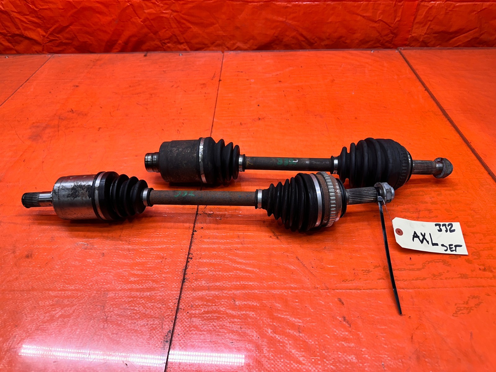 92-96 HONDA PRELUDE H22A LEFT RIGHT CV AXLE SHAFTS OEM #332